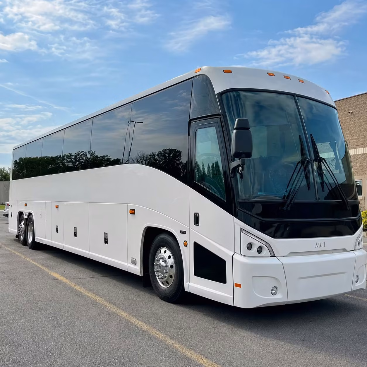 corporate groups and business travelers rely on south fulton long distance charter buses