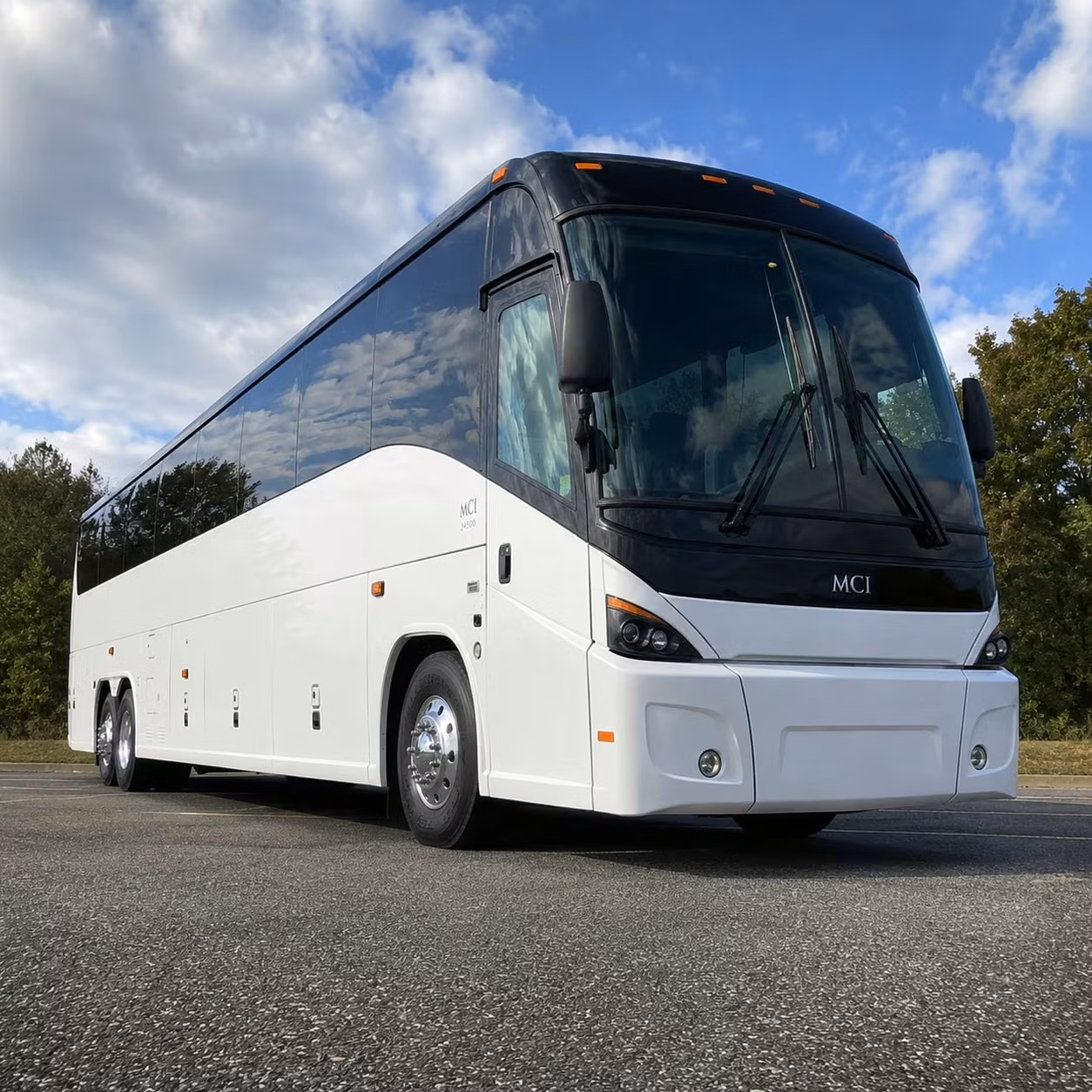 finding the right bus for your south fulton airport transfer starts here